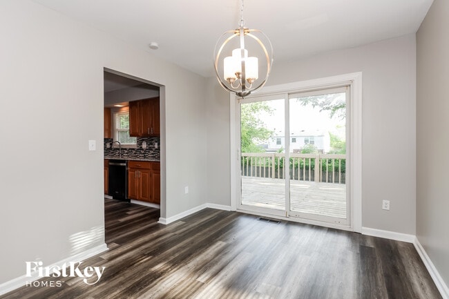 Photo - 4287 Honeybrook Ave