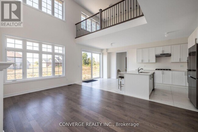 Photo - 11 Skyvue Cres