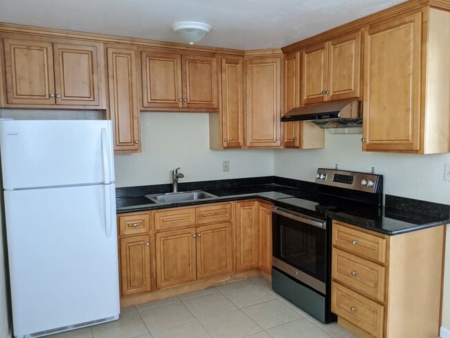 Photo - 498 Doyle Rd Unit 4