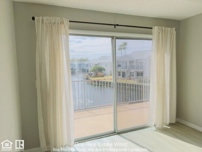 Photo - 2504 Woodgate Blvd Unidad Apt 204