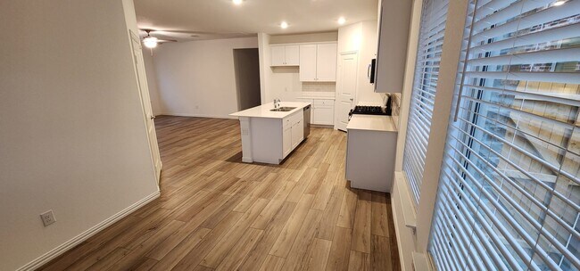 Photo - 10029 Little Tree Ln