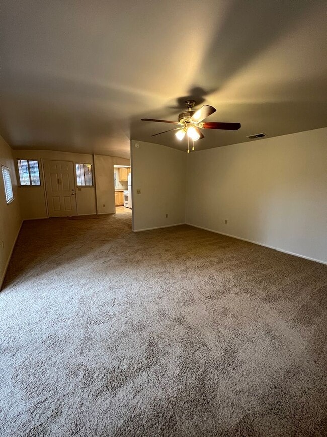 Photo - Charming home walking distance to Union Hill School! New Carpet!