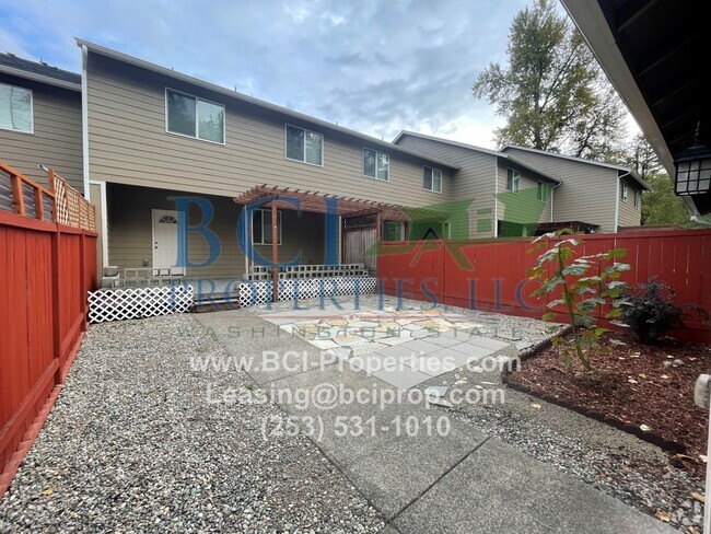 Building Photo - Beautiful 3 Bedroom House in Puyallup Avai...