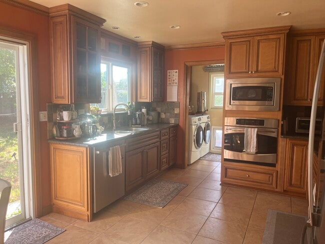 Photo - 155 San Andreas Dr
