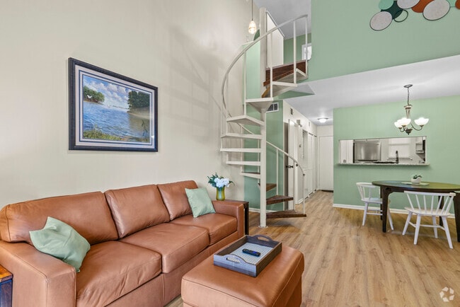 Building Photo - Fully remolded and furnished condo. Unit 525