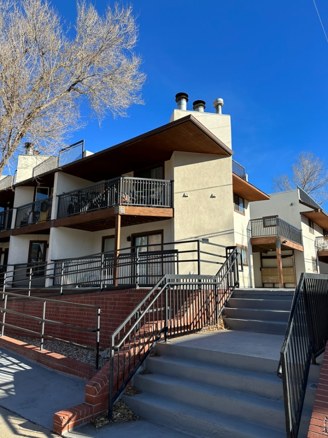 Building Photo - 1934 18th St Unit 10