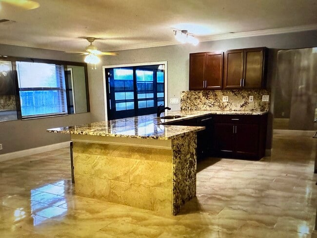 Photo - 101 Ponce De Leon St