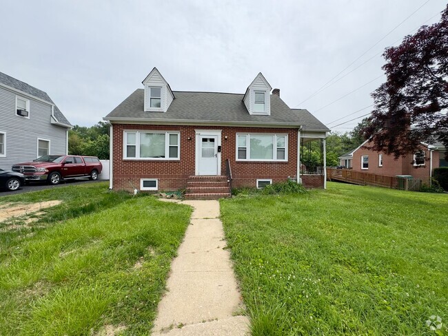 Building Photo - 113 Rigdon Rd Unit 2 Rental