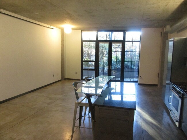 Photo - Streetcar Lofts - studio with 1 parking sp... Unit SC127