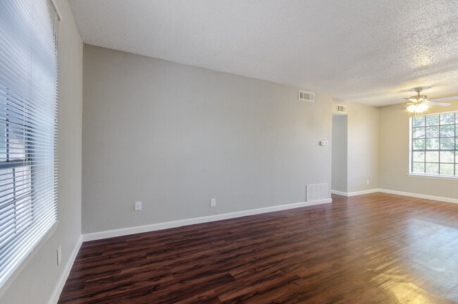 Photo - 1000 Mary Apartment Homes