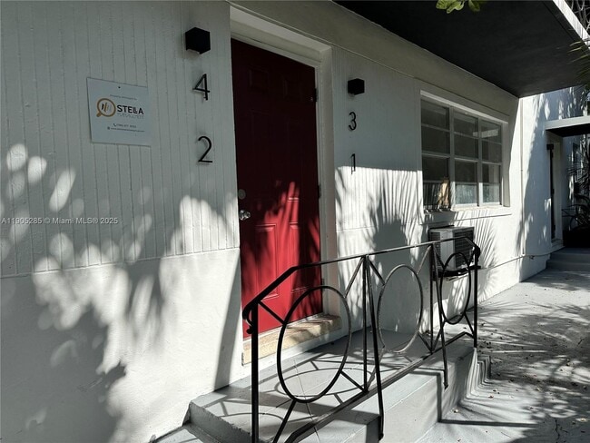 Photo - 9025 Harding Ave Unit 1