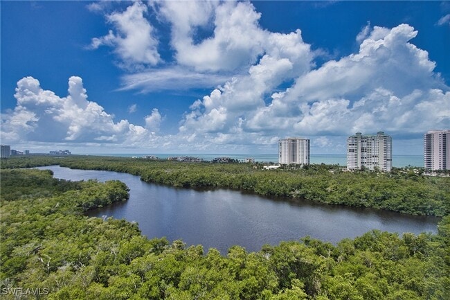 Building Photo - 8990 Bay Colony Dr Unit 1002 Rental