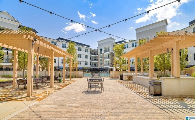 Photo - 3090 US-280 Unit S1