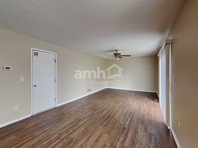 Photo - 3014 Riat Run Rd