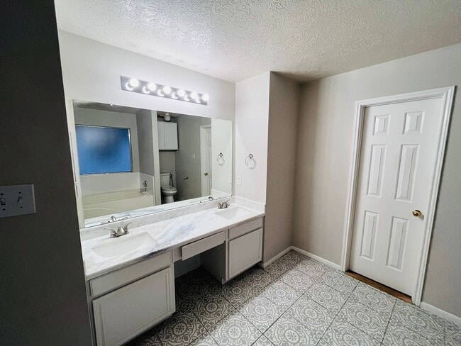 Photo - 23134 N Waterlake Dr