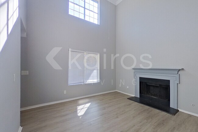 Photo - 3160 Creekwood Dr