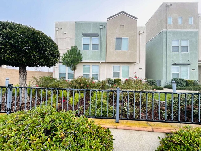 Photo - Fresh 3-Bed, 2-Bath Home in Natomas Crossing — Perfect for Commuters