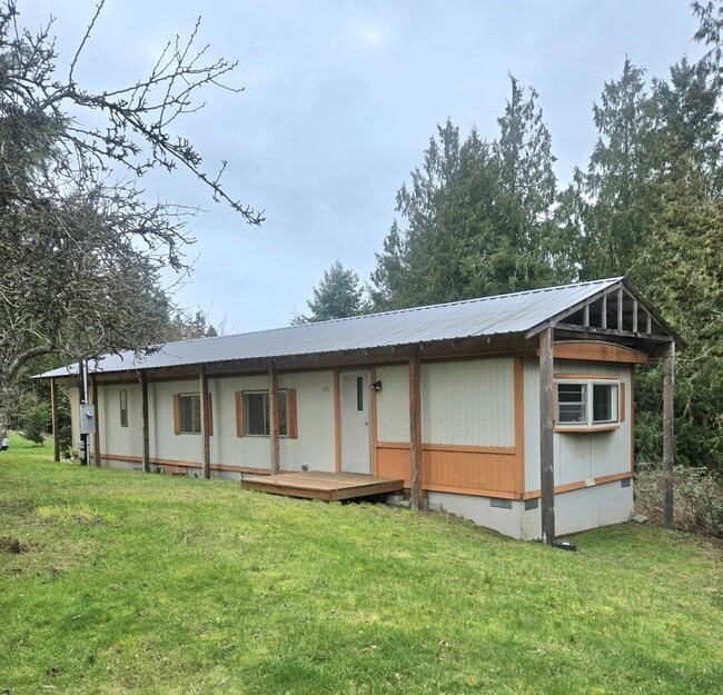 Building Photo - Gurol (11212 Rhody Dr #1) Unit 11212 #1