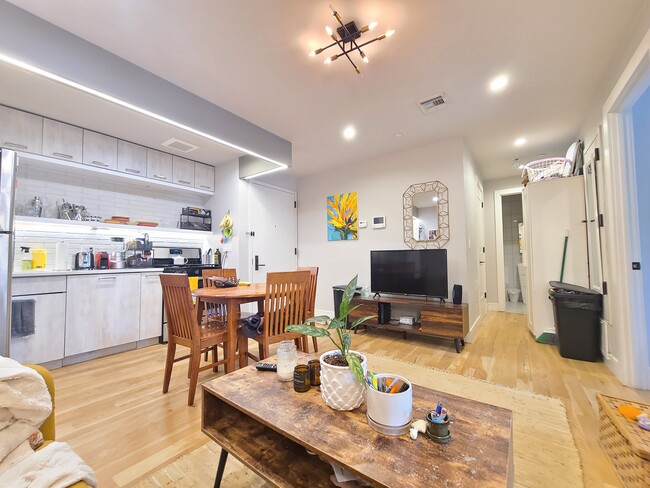 Photo - 202 Clifton Pl Unit 2B