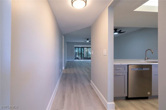 Photo - 17456 Woodland Trace Dr Unidad B