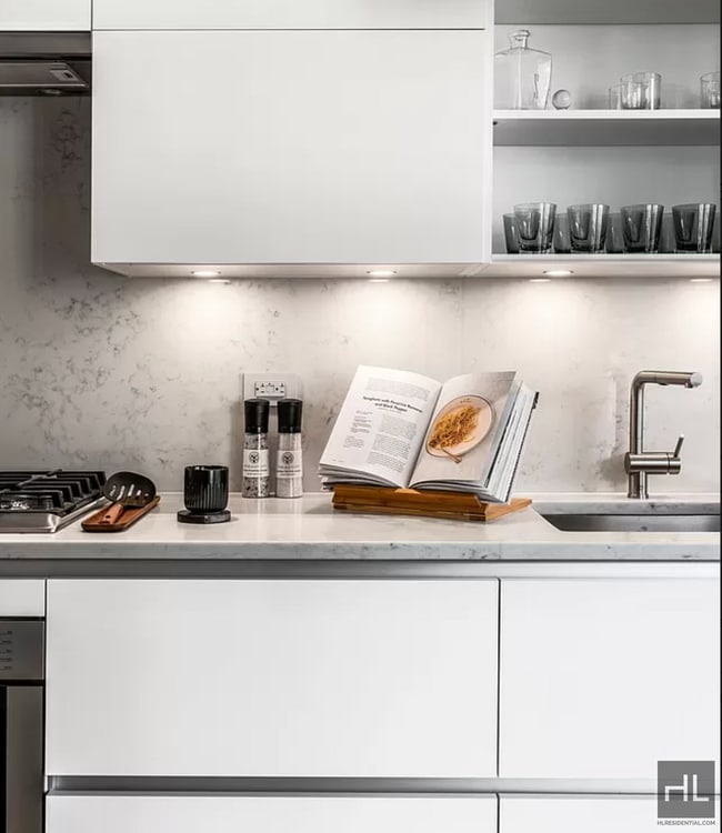 Photo - East 44th Street Unit 23C