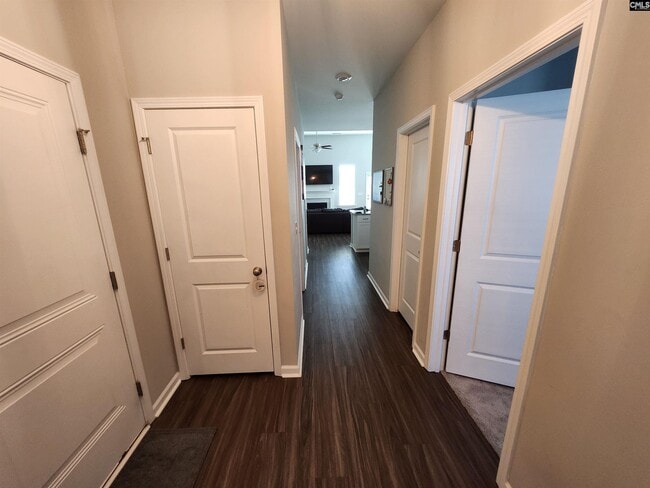 Photo - 448 Durwin Wy
