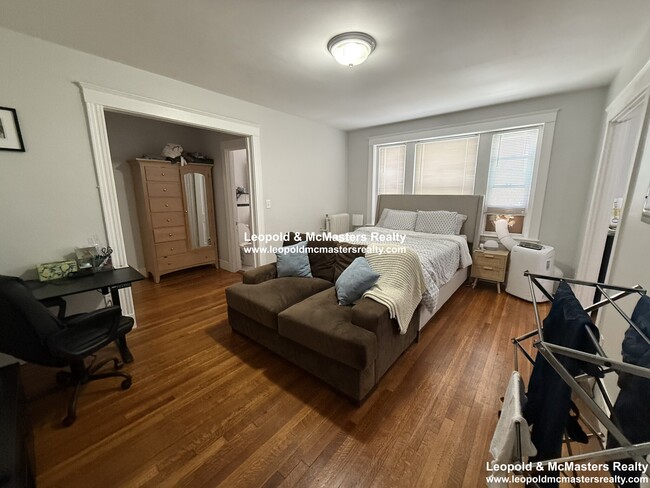 Photo - 1616 Commonwealth Ave