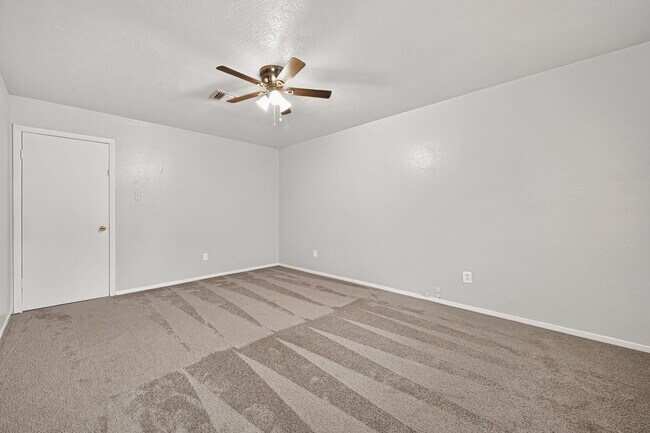 24050 Spring Briar Ln
