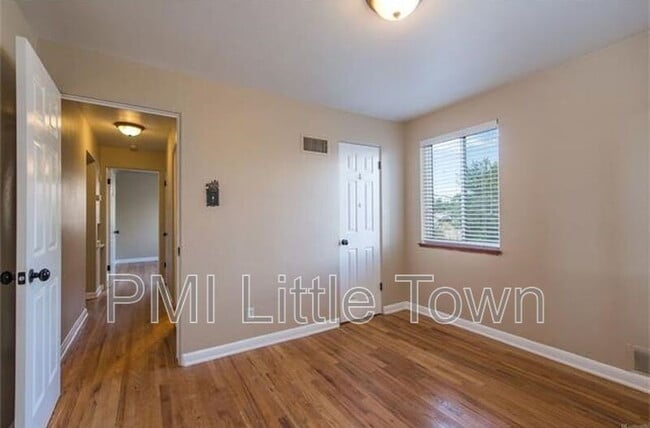 Photo - 3622 Hudson St