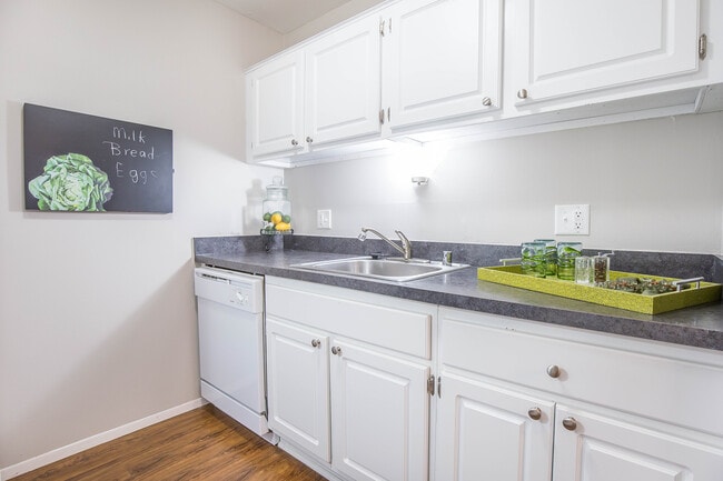 Photo - Timberlea Village