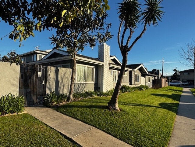 Building Photo - 17132 Emerald Ln Unit D