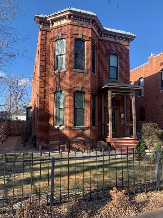 Building Photo - Newly renovated Victorian Townhome located on a quiet street in Curtis Park/RiNo Unit #2