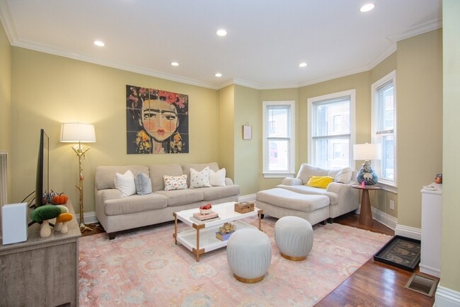 Building Photo - 214 South St Unit 1