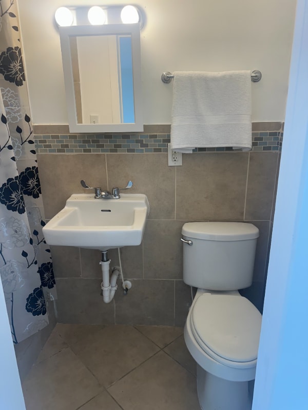 Photo - 1064 N Tamiami Trl