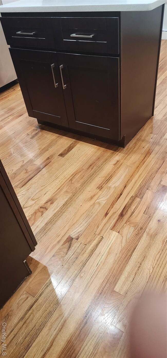 Photo - 452 Linwood St