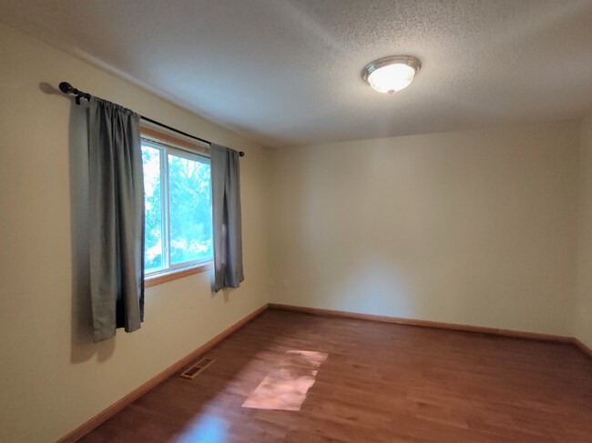 Photo - 2 Bed 2 Bath End Unit Townhouse in Oakdale