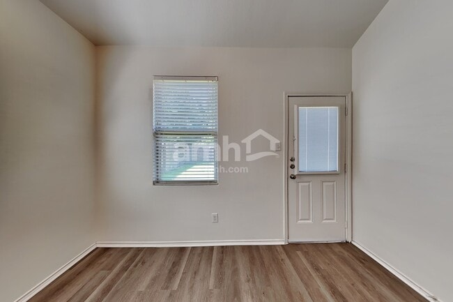 Photo - 10016 Sterling Pl Dr
