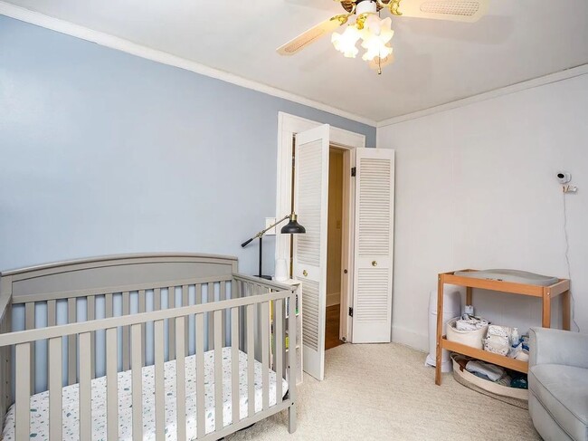 Photo - 2935 Merrill Ave