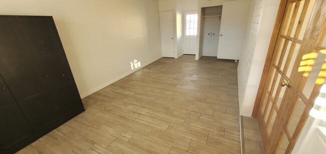 Photo - 616 E 3rd Ave