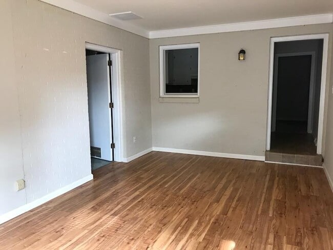 Photo - 1120 Toddington Dr