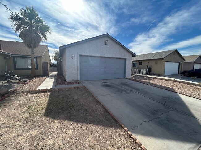 Photo - ADORABLE 2 BEDROOM 2 FULL BATHROOMS SINGLE STORY HOME WITH NO HOA