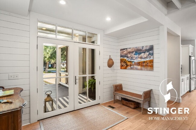 Photo - 174 Spanish Point Dr