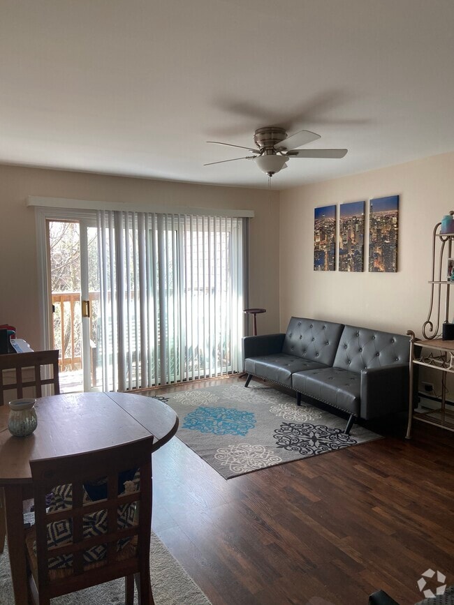 Building Photo - 2619 W Agatite Ave Unit 3F Rental