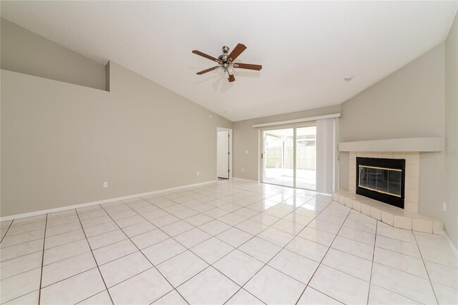 Photo - 1216 Grassy Meadow Pl