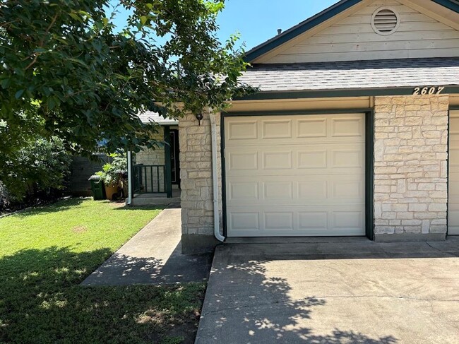 Building Photo - 2607 Howellwood Wy