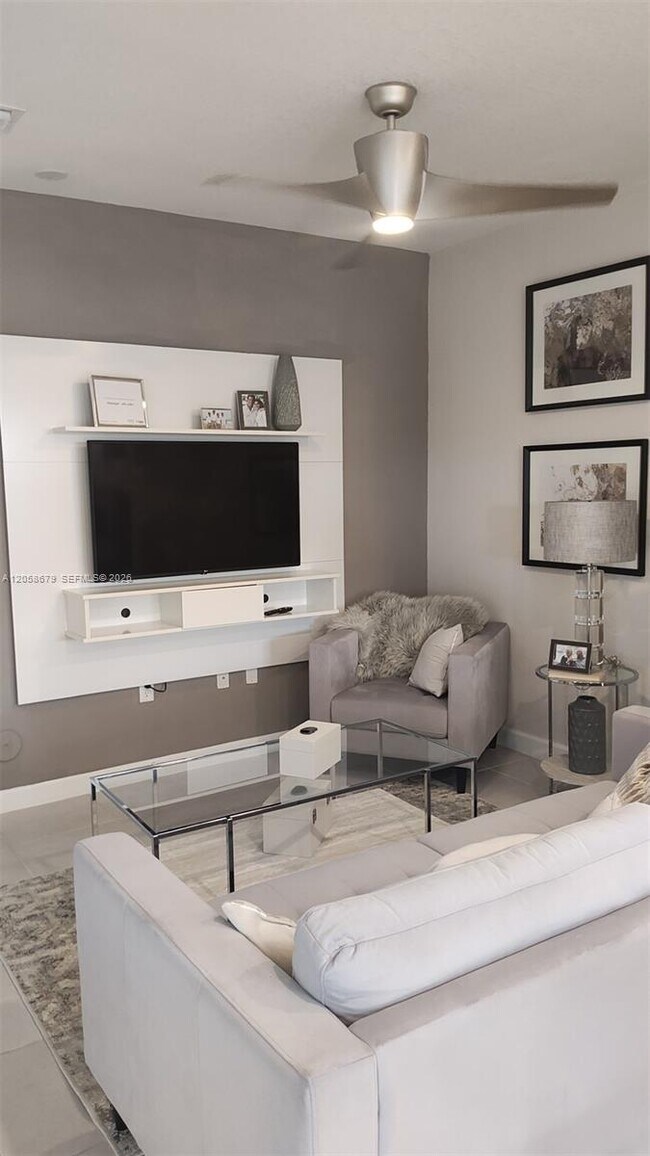 Photo - 2598 SE 29th St