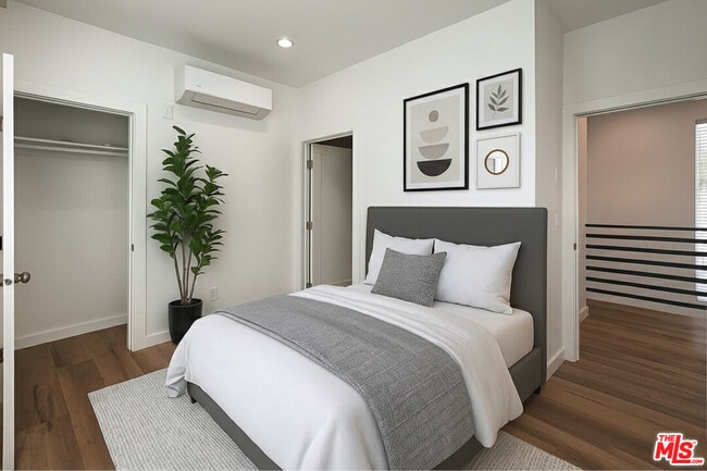 Photo - 2134 Magnolia Ave Unit 1