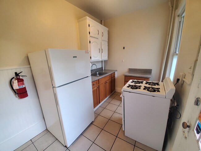 Photo - 105-107 N Quarry St Unidad 105-2