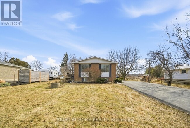 Photo - 5885 7th Line