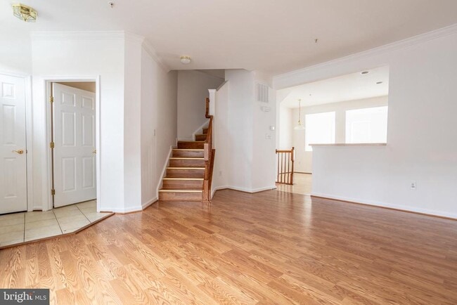 Photo - 9314 Penrose St